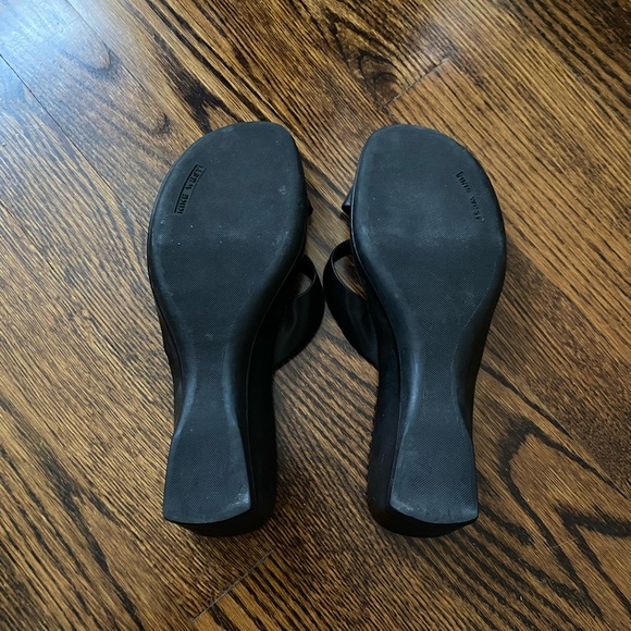 Nine West Black Leather Wedge Sandals (6.5 US) - Picture 5 of 7